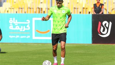 قبل ساعات من غلق القيد.. محاولة أخيرة من الزمالك لضم أحمد عيد من المصري