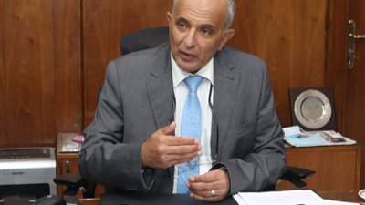 مصدر بالنقل يكشف اختصاصات حسام الدين مصطفى بعد تفويضه بأعمال وزير النقل