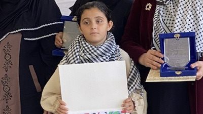 تكريم أمهات شهداء غزة بعد تلقيهم العلاج بمستشفى الأورام بالأقصر| صور