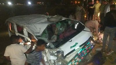 بينهم شقيقان.. ننشر أسماء ضحايا ومصابي حادث انقلاب ميكروباص بقرية غرب سهيل بأسوان