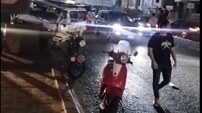 إصابة 4 أشخاص في حادث انقلاب ميكروباص أمام نادي الزمالك | صور وفيديو 