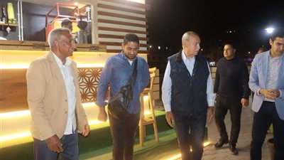 خلال تفقد عربات الطعام.. محافظ القليوبية: هدفنا تشجيع الشباب وفتح فرص عمل وخلق متنفس حضاري للمواطنين 