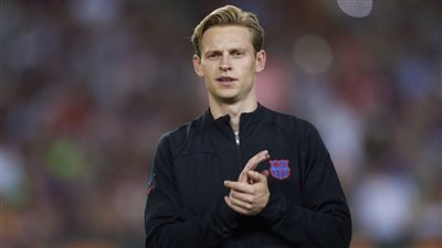 بعد الإصابة.. مدرب برشلونة يكشف موقف ضم دي يونج لمعسكر منتخب هولندا 