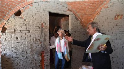 البيئة تعلن الانتهاء من أعمال الأساسات لـ 51 وحدة سكنية لقرية الغرقانة بجنوب سيناء