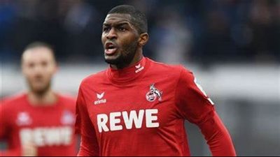 شوبير يكشف مفاجأة في عقد موديست مع الأهلي.. هل سينتهي الصيف المقبل؟ | بث مباشر