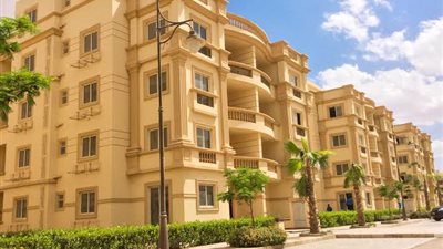 ضبط شخصين بتهمة غسل 30 مليون جنيه في تجارة العقارات والسيارات بالقاهرة