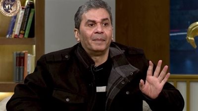 عمرو محمد علي بعد امتناعه عن تناول الأدوية: بطلب من أشرف زكي يساعدني أدخل مستشفى | خاص