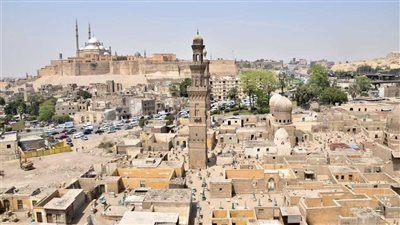 محافظة القاهرة تقرر وقف الدفن في مقابر الإمام الشافعي والسيدة نفيسة تمهيدًا لإزالتها | بث مباشر 