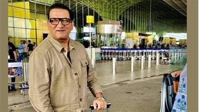 حقيقة وصول شبيه الرئيس حسني مبارك إلى مصر