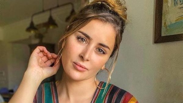 عائشة بن أحمد 