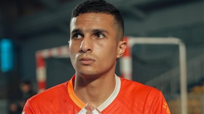 زيزو لاعب يد الأهلي: نحترم قدرات سكيكدة ونسعى لصدارة مجموعتنا كخطوة للتتويج بالبطولة