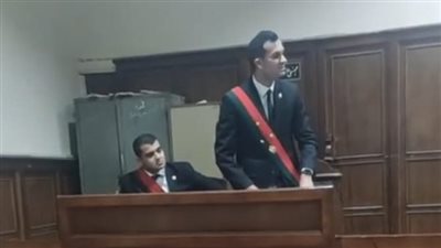 ملايين وسيارة فارهة.. محكمة شمال القاهرة تستكمل محاكمة المتهمين في قضية رشوة شركة مياه أسوان | بث مباشر