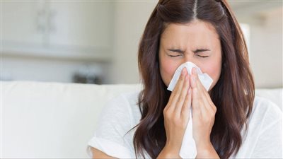 عضو الجمعية المصرية للمناعة يوضح طرق علاج حساسية الغبار والأتربة