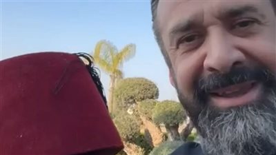 كريم عبد العزيز يتبرع بمقتنيات فنية خلال مزاد خيري لراعي مصر للأسر الأكثر احتياجا