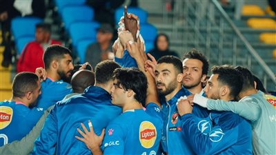 يد الأهلي يفوز على أمل سكيكدة الجزائري ضمن منافسات كأس الكؤوس الإفريقية