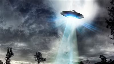 على مدار 30 عاما.. علماء أمريكيون يحققون في 100 حالة اختطاف من الكائنات الفضائية 