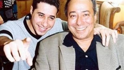 أحمد السعدني يحيي الذكرى السنوية الأولى لرحيل والده: ربنا ينور قبرك ويكرمك زي ما أكرمتني