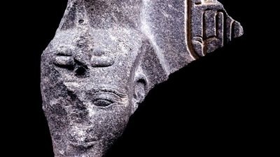 خبير أثري: بيع الآثار أون لاين على الإنترنت خيانة عظمى