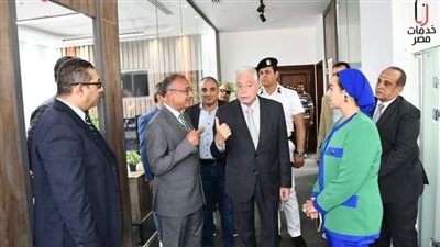 محافظ جنوب سيناء يتفقد المركز التكنولوجي لخدمة المواطنين 