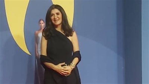 غادة عادل في مهرجان