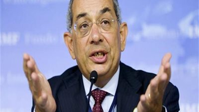 هل يمهد للعودة؟.. وزير قطاع الأعمال يشيد بـ”يوسف بطرس غالي”: “وحشتنا رؤيتك” (صورة)