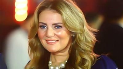 رانيا محمود ياسين تعلق على الوساطة في الفن: “بالرغم من زمن العبث إلا إني مازلت الملتزمة” (صورة)