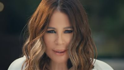 الليلة.. كارول سماحة في بث مباشر للتحدث عن كليبها الآخير “Bon Voyage” (تدوينة)