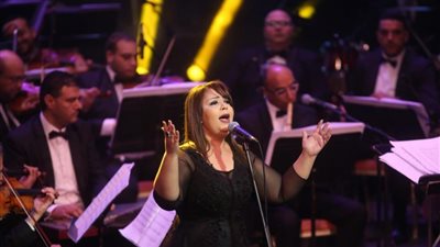 فرقة عبد الحليم نويرة تقدم أمسية من سلسلة كلثوميات على المكشوف