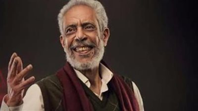 نبيل الحلفاوي يعترض على تلوين صورة تجمعه بنور الشريف ولطفي لبيب (تغريدة)