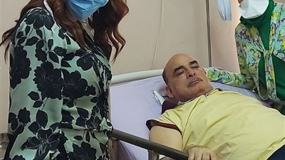 الشاعر أمل الطائر يجري عملية جراحية للمرة الثانية (صورة)