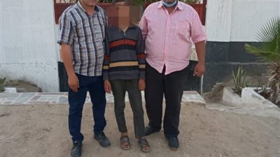 فريق التدخل السريع ينقذ طفلاً بلا مأوى بعد وفاة والدته وحبس والده