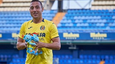 رسميا.. السد القطري يعلن تعاقده مع سانتي كازورلا (صورة)