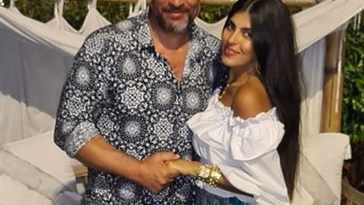 ماجد المصري يحتفل بعيد زواجه: “أجدع زوجة في الدنيا” (صورة)