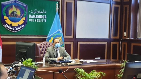 رئيس جامعة دمنهور