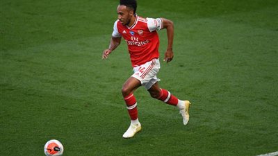 أرسنال يقدم عرضًا خياليا لتجديد عقد أوباميانج