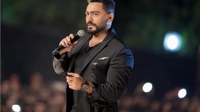 4 أيام تفضل تامر حسني على انتهاء تصوير فيلمه الجديد “مش أنا”