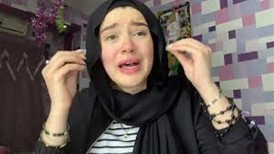 مودة الأدهم وحنين حسام لأول مرة بالحجاب داخل قفص الاتهام