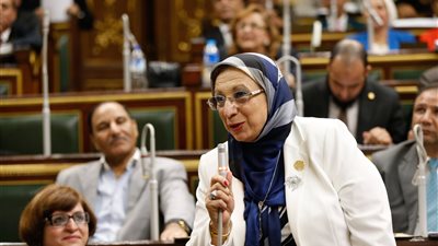 طلب إحاطة لـ”الحكومة” بشأن عدم فاعلية بلازما المتعافين في شفاء مصابي فيروس كورونا