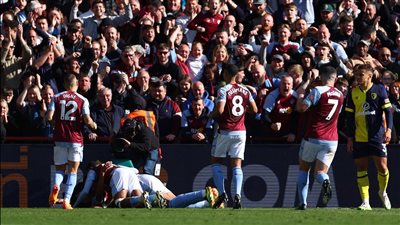 رقم تاريخي لـ أستون فيلا في الدوري الإنجليزي الممتاز