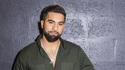 إصابة نجم ذا فويس الفرنسي بطلق ناري في الصدر ودخوله العناية المركزة 