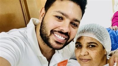 محمد شاهين يُعلن خضوع والدته لعملية جراحية: ادعوا لأمي