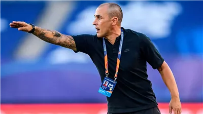 كانافارو مديرا فنيا لـ نادي أودينيزي الإيطالي 