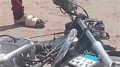 إصابة 3 أشخاص في حادث انقلاب دراجة نارية بطريق بحيرة قارون بالفيوم