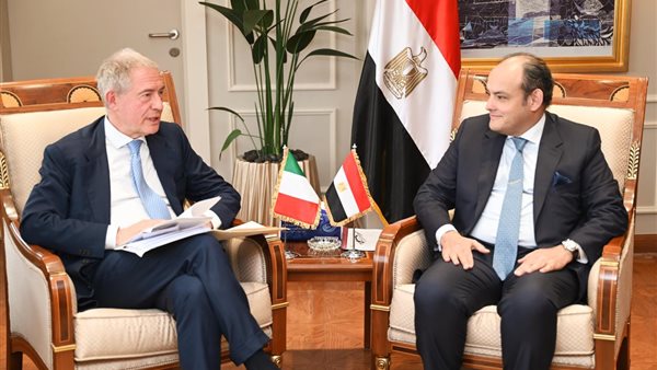 وزير التجارة والصناعة