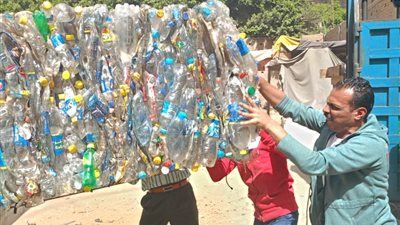 إزالة تعديات على الأراضي الزراعية وتشوينات لنفايات بلاستيكية في الجيزة