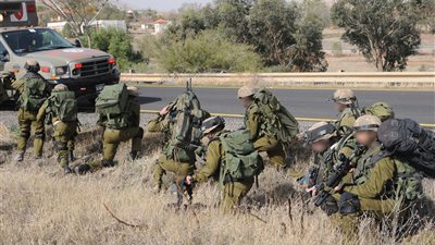 الفصائل الفلسطينية تقصف مقرات فرقة مدرعة في الجيش الإسرائيلي 