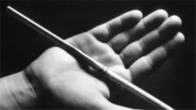 ولية أمر تتهم مدرسًا بالتعدي على ابنتها بالضرب داخل إحدى المدارس بالدقهلية 