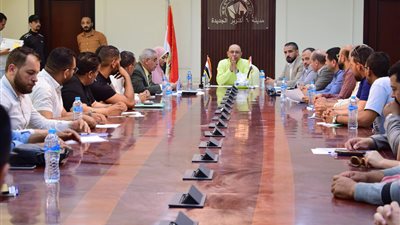 مسئولو أكتوبر الجديدة يجتمعون بشركات المقاولات للاطلاع على معدلات تنفيذ وحدات سكن لكل المصريين