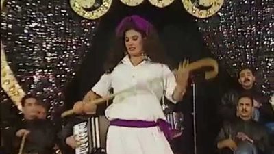 أول تعليق من فيفي عبده بعد بيع عبايتها في حزمني يا بـ 100 ألف دولار