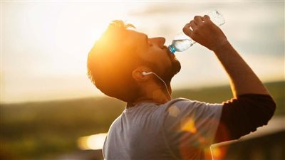 ذروتها اليوم.. الأرصاد تكشف موعد انتهاء الموجة شديدة الحرارة في مصر | بث مباشر